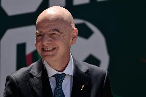 卷入巴洛贡红牌事件风波!标晚:FIFA主席因凡蒂诺辞职可能性低